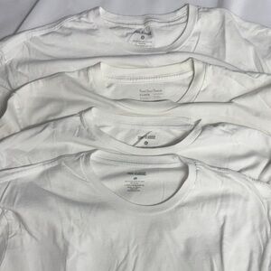Lot of 4 men’s Classic White T-Shirts